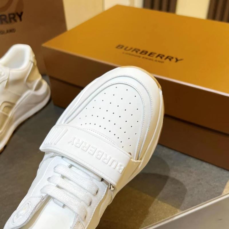 Burberry Low Shoes